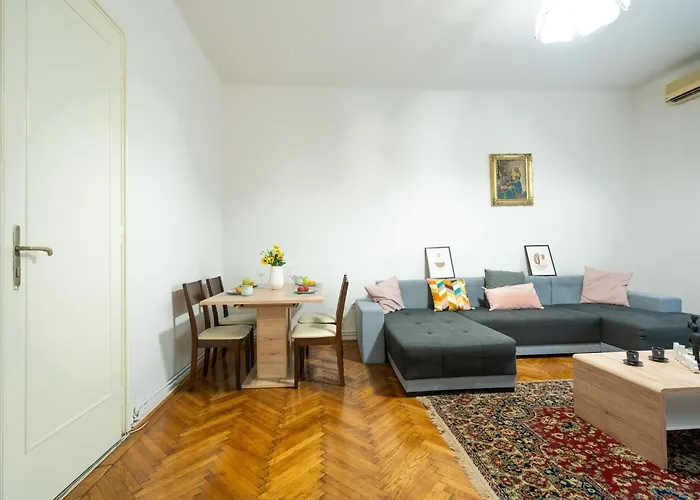 Joy Stylish Urban * Timişoara